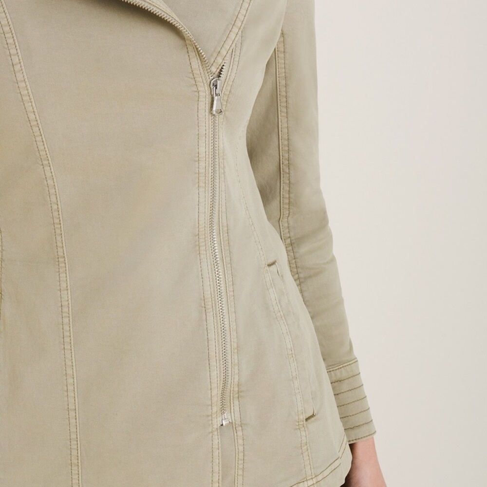 Chico’s Elongated Moto Casual Twill Denim Jacket, Cool Sage, Sz 4 (20/22) - NWT! - Picture 3 of 11